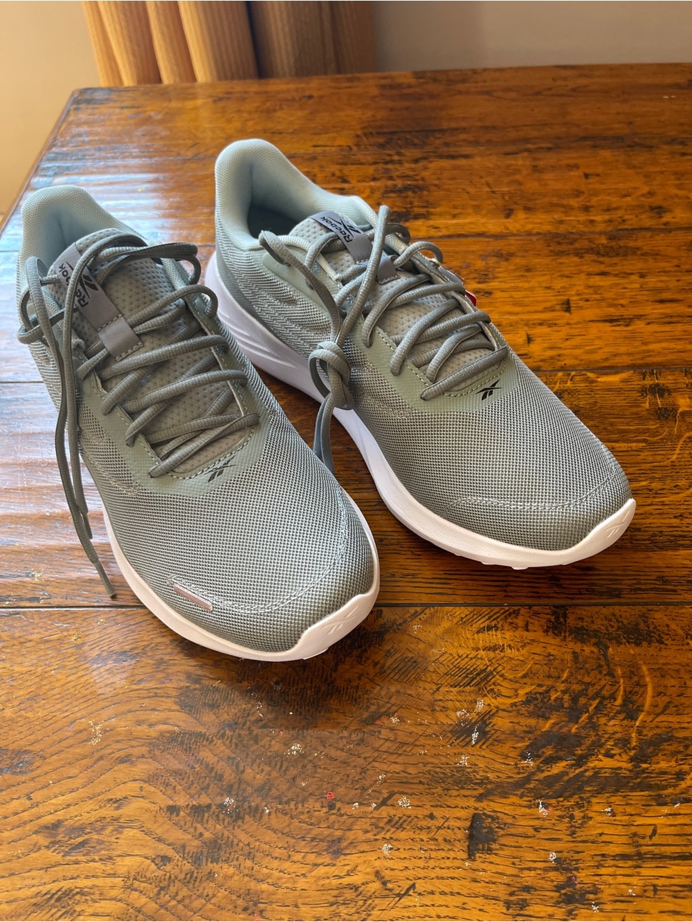 NEW 
Reebok Unisex Mesh Running Sneakers - Sage Green